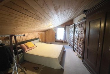 Opportunité à Conthey – Maison et grange à fort potentiel